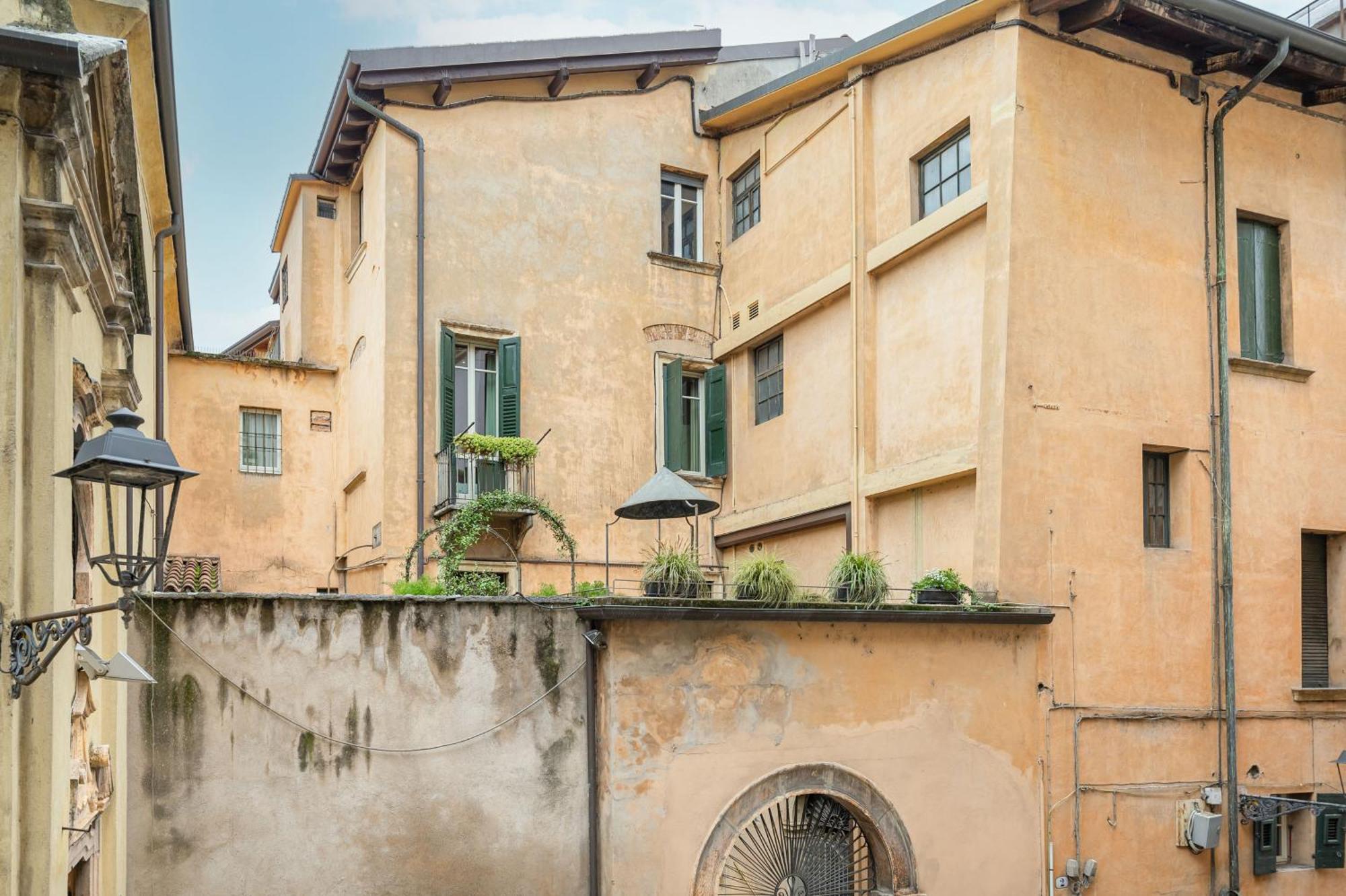 Arena Flat: Verona Centre Exterior foto